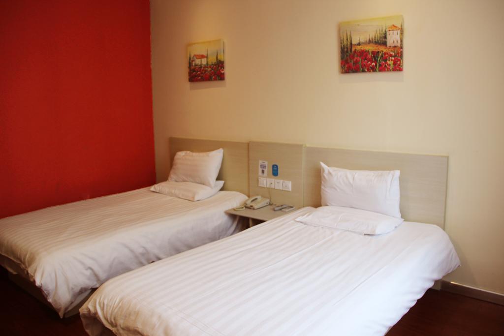 Hanting Express Dalian Xinghai Park Room photo